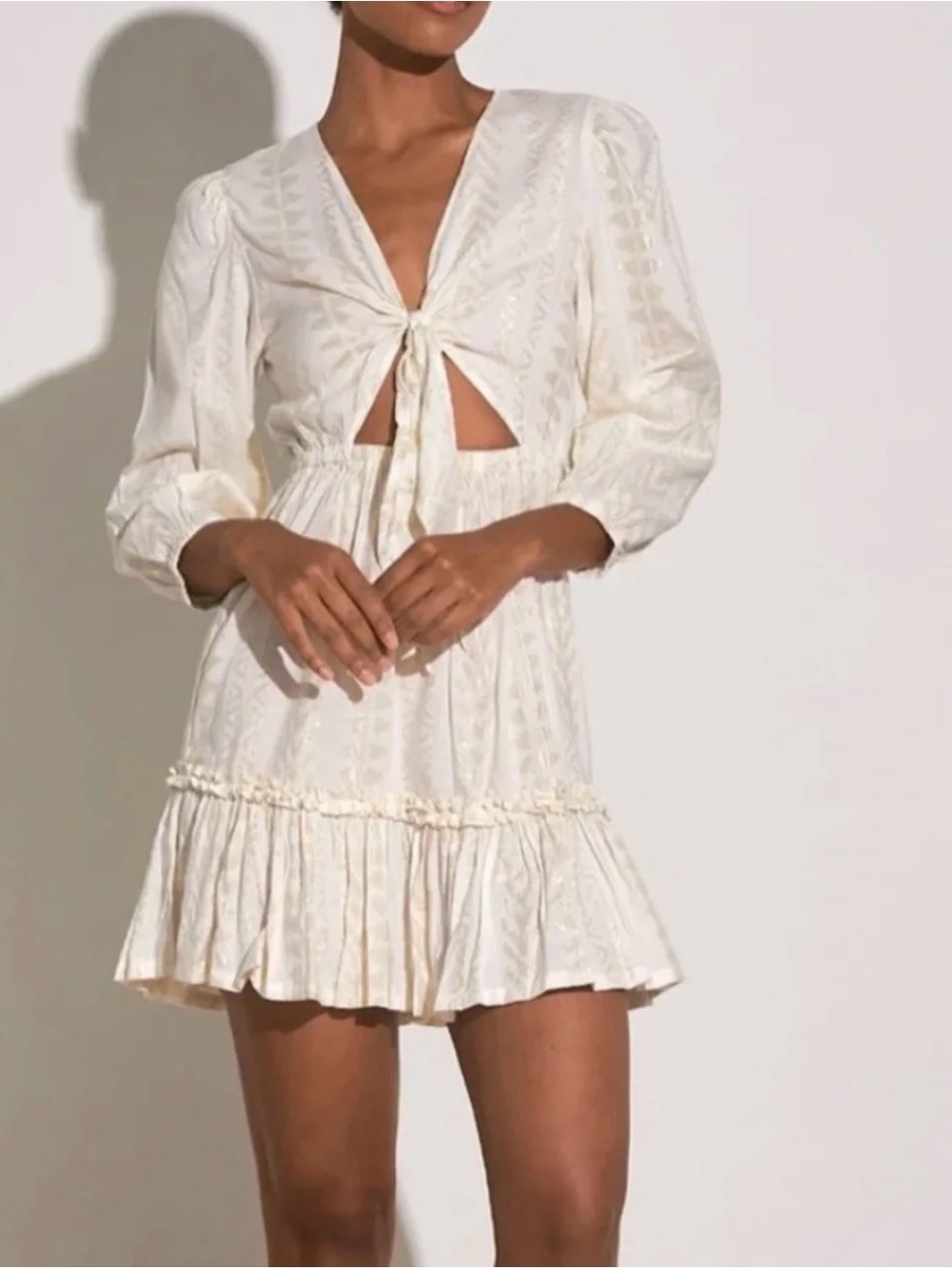 Elan Aria Boho Tie-Front Ruffle Hem Cutout Gold & White Mini Dress Size M
